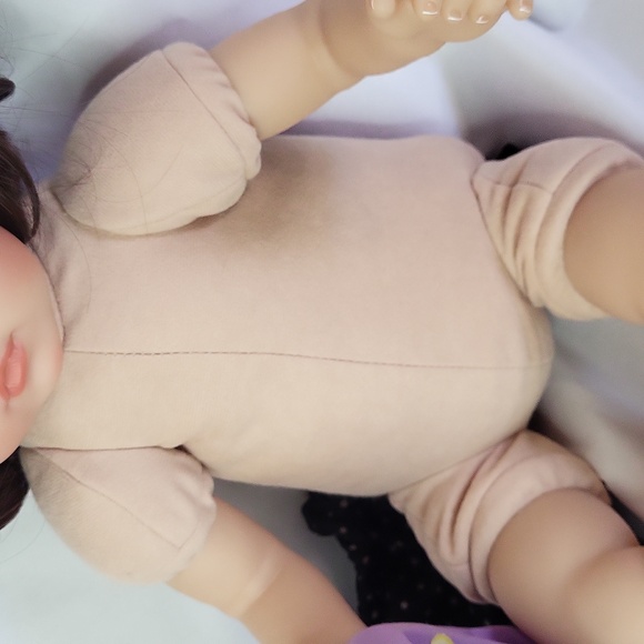 Realistic Toddler Baby Doll Vinyl Limbs Cloth Body 18" Like New Adult owned - Picture 12 of 14